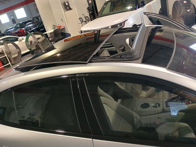 2017 Porsche Panamera 4S AWD Clean Autocheck Florida Car - 23040878 - 37