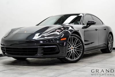 2017 Porsche Panamera