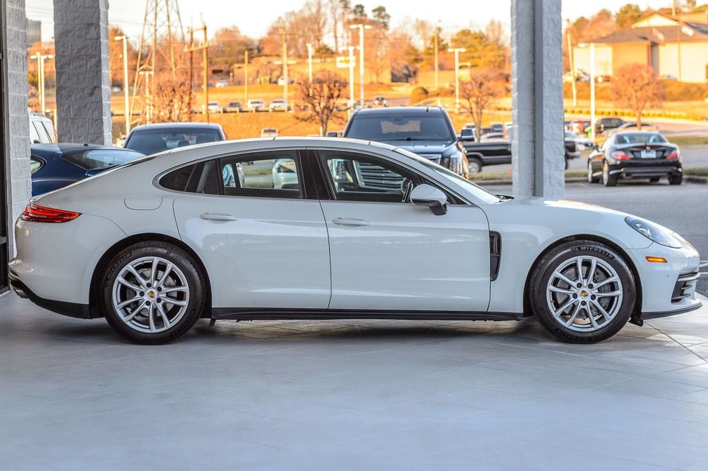 2017 Porsche Panamera PANAMERA 4S - WHITE ON RED - LOW MILES - GORGEOUS - 22743051 - 48