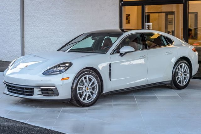 2017 Porsche Panamera PANAMERA 4S - WHITE ON RED - LOW MILES - GORGEOUS - 22743051 - 5