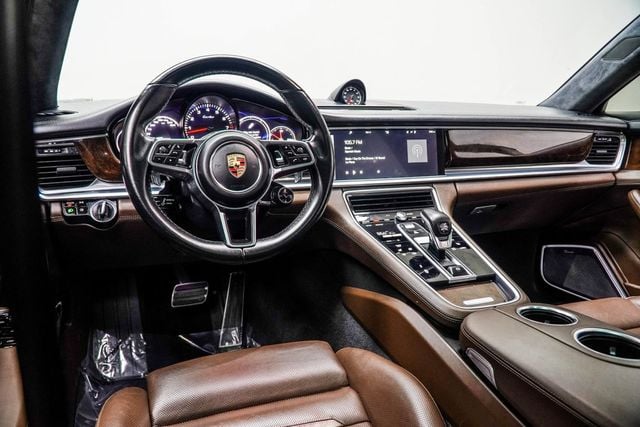2017 Porsche Panamera