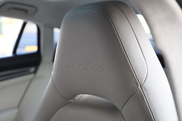 2017 Porsche Panamera Turbo AWD - 22969092 - 16