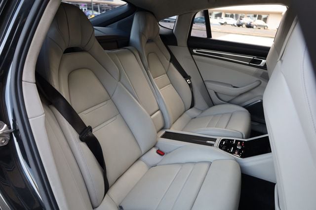 2017 Porsche Panamera Turbo AWD - 22969092 - 22