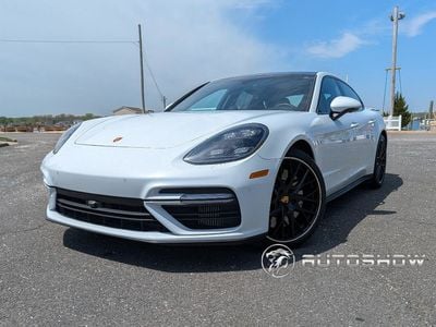 2017 Porsche Panamera