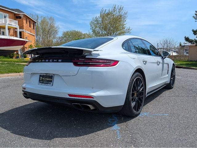 2017 Porsche Panamera Turbo