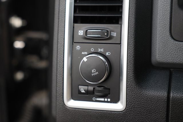 2017 Ram 1500  - 23023734 - 40