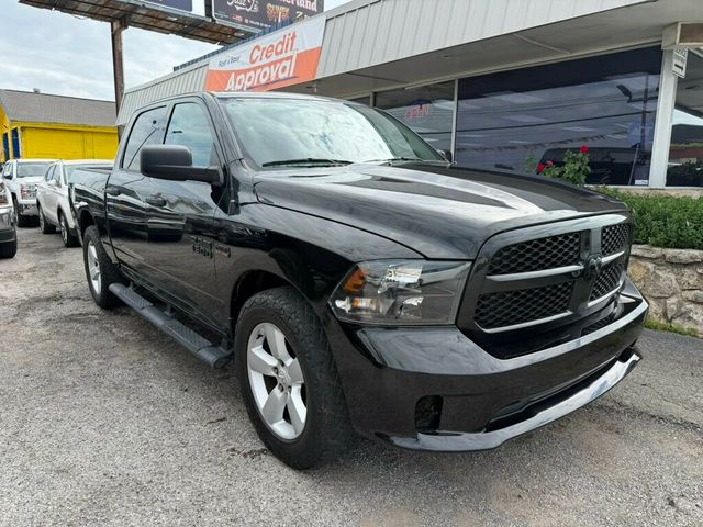 2017 Ram 1500 Big Horn 4x2 Crew Cab 5'7" Box - 23039681 - 0