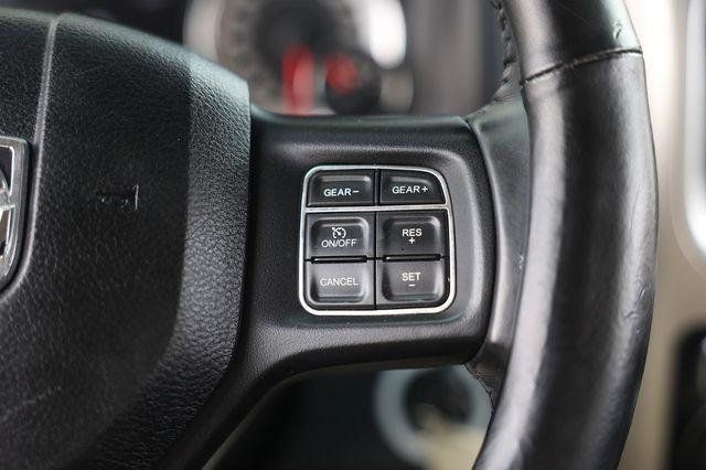 2017 Ram 1500 Big Horn 4x2 Crew Cab 5'7" Box - 23057110 - 27