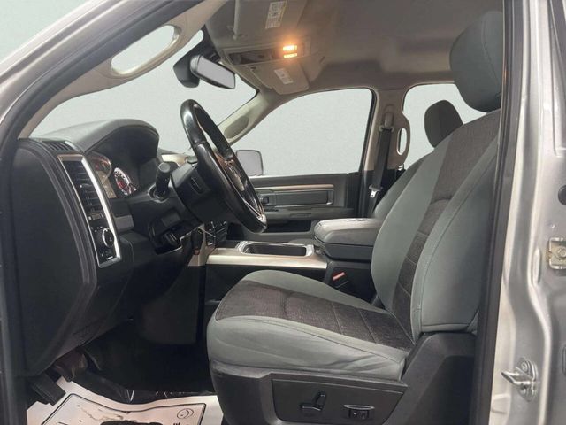 2017 Ram 1500 Big Horn 4x4 Crew Cab 5'7" Box - 22984902 - 12