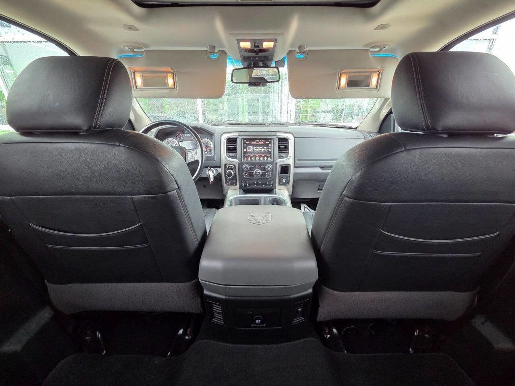 2017 Ram 1500 SLT photo 23