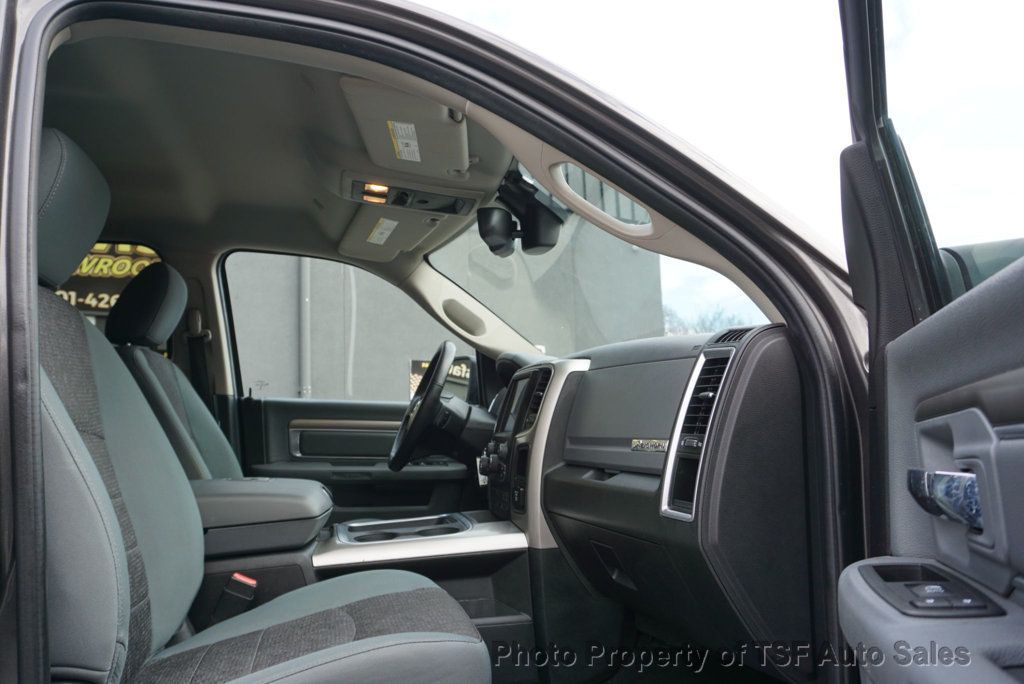 2017 Ram 1500 Big Horn 4x4 Crew Cab 5'7" Box 5.7L HEMI NAVIGATION REAR CAMERA  - 22956171 - 9