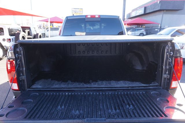 2017 Ram 1500 BIG HORN, 4X4, LIFTED, PREMIUM WHEELS, ALL TERRAIN TIRES - 22967637 - 7