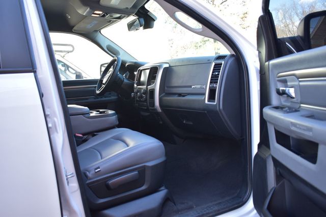 2017 Ram 1500 Big Horn 4x4 Quad Cab 6'4" Box - 22966304 - 18