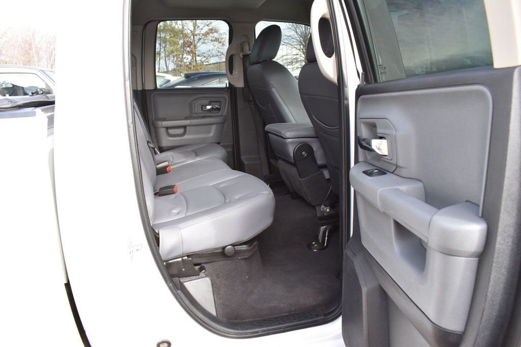 2017 Ram 1500 Big Horn 4x4 Quad Cab 6'4" Box - 22966304 - 24