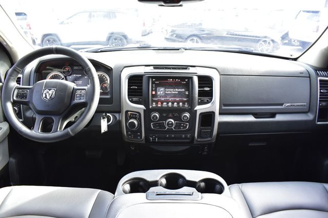 2017 Ram 1500 Big Horn 4x4 Quad Cab 6'4" Box - 22966304 - 27