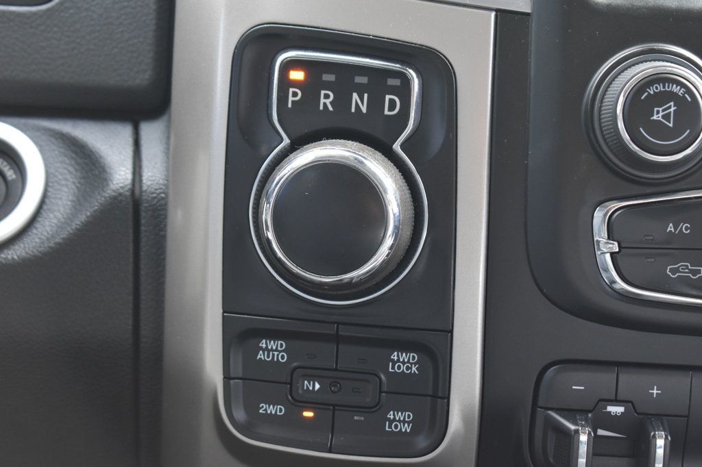 2017 Ram 1500 Big Horn 4x4 Quad Cab 6'4" Box - 22966304 - 33