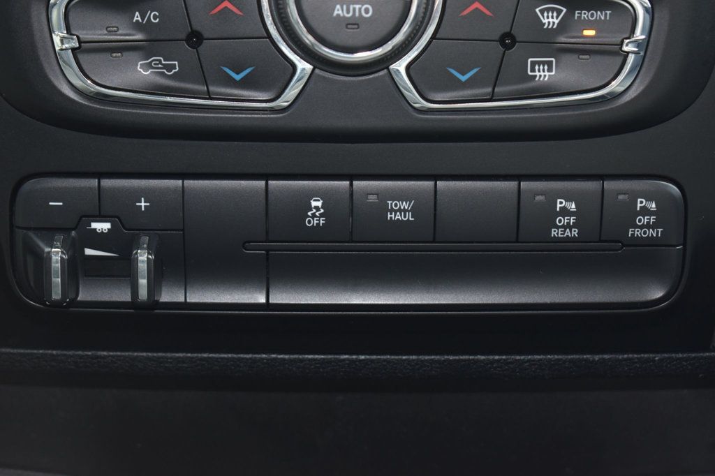 2017 Ram 1500 Big Horn 4x4 Quad Cab 6'4" Box - 22966304 - 34