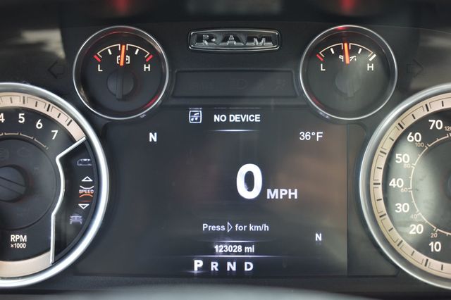 2017 Ram 1500 Big Horn 4x4 Quad Cab 6'4" Box - 22966304 - 35