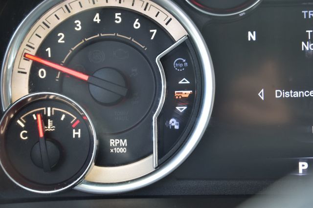 2017 Ram 1500 Big Horn 4x4 Quad Cab 6'4" Box - 22966304 - 37