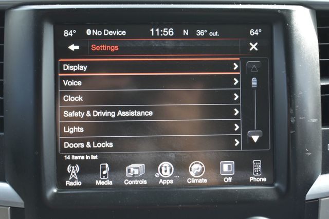 2017 Ram 1500 Big Horn 4x4 Quad Cab 6'4" Box - 22966304 - 50