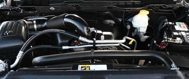 2017 Ram 1500 Big Horn Crew Cab  - 23064053 - 15