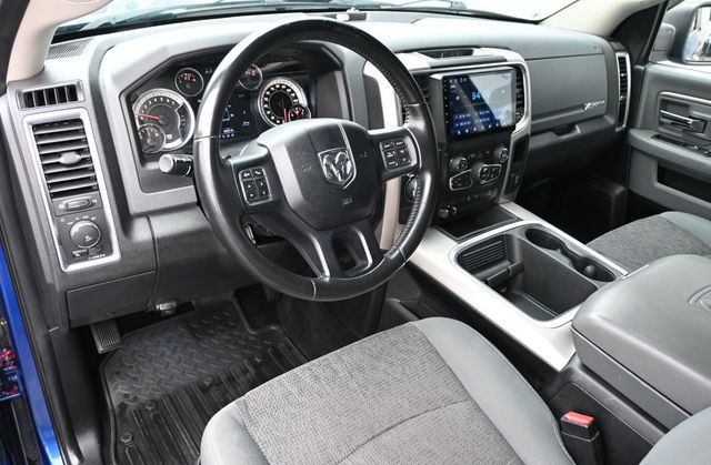 2017 Ram 1500 Big Horn Crew Cab  - 23066751 - 9