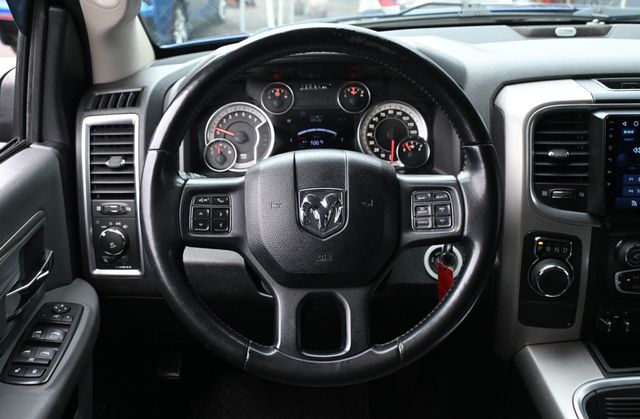 2017 Ram 1500 Big Horn Crew Cab  - 23066751 - 12