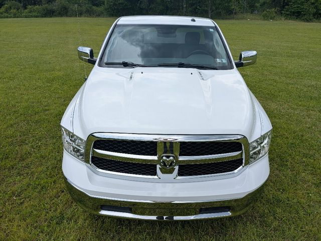 2017 Ram 1500 DAMN NEAR FLAWLESS!!! - 23045452 - 12