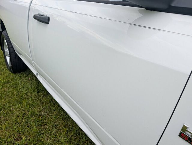 2017 Ram 1500 DAMN NEAR FLAWLESS!!! - 23045452 - 14