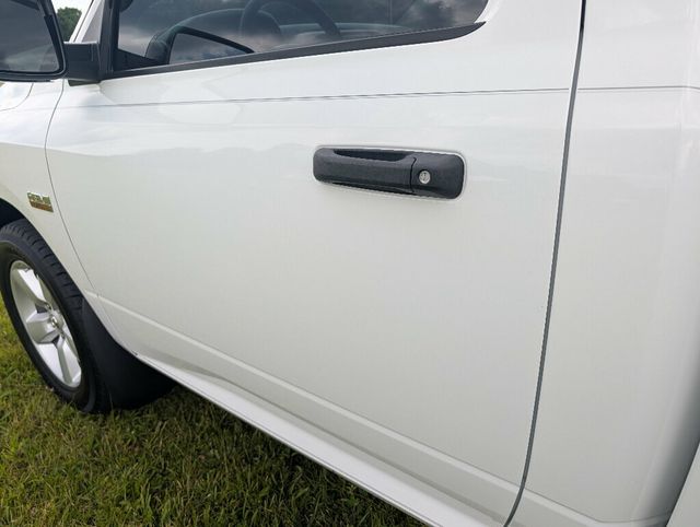 2017 Ram 1500 DAMN NEAR FLAWLESS!!! - 23045452 - 18