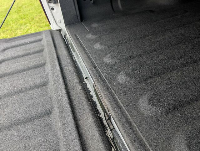 2017 Ram 1500 DAMN NEAR FLAWLESS!!! - 23045452 - 26