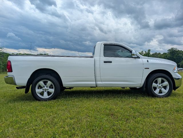 2017 Ram 1500 DAMN NEAR FLAWLESS!!! - 23045452 - 2