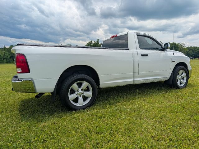 2017 Ram 1500 DAMN NEAR FLAWLESS!!! - 23045452 - 3
