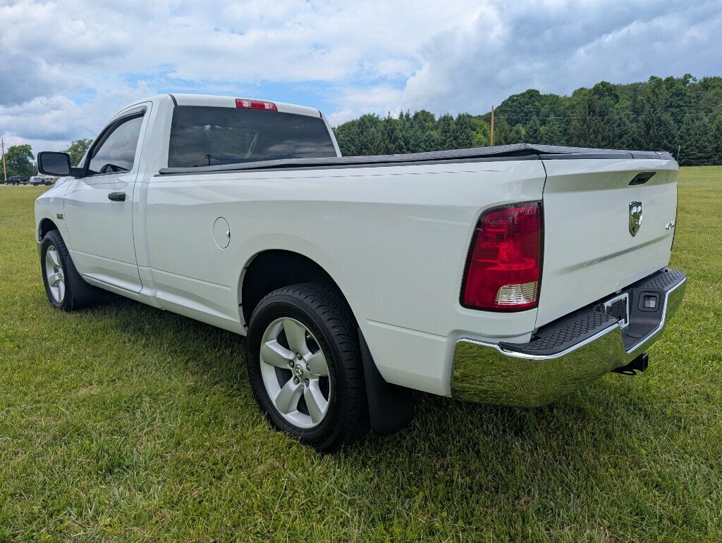 2017 Ram 1500 DAMN NEAR FLAWLESS!!! - 23045452 - 6