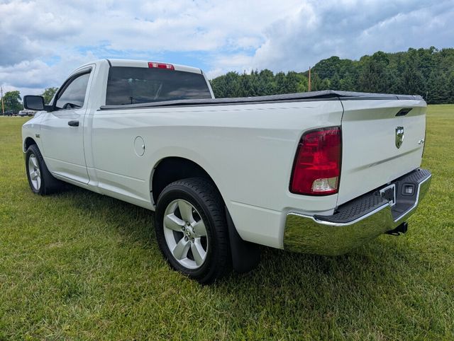 2017 Ram 1500 DAMN NEAR FLAWLESS!!! - 23045452 - 6