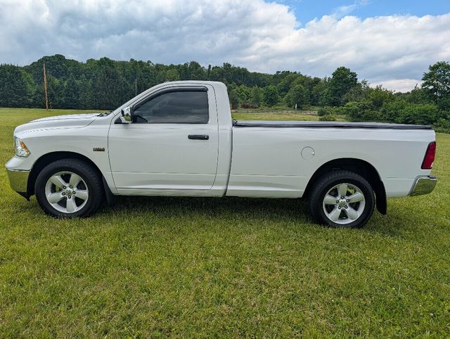 2017 Ram 1500 DAMN NEAR FLAWLESS!!! - 23045452 - 8