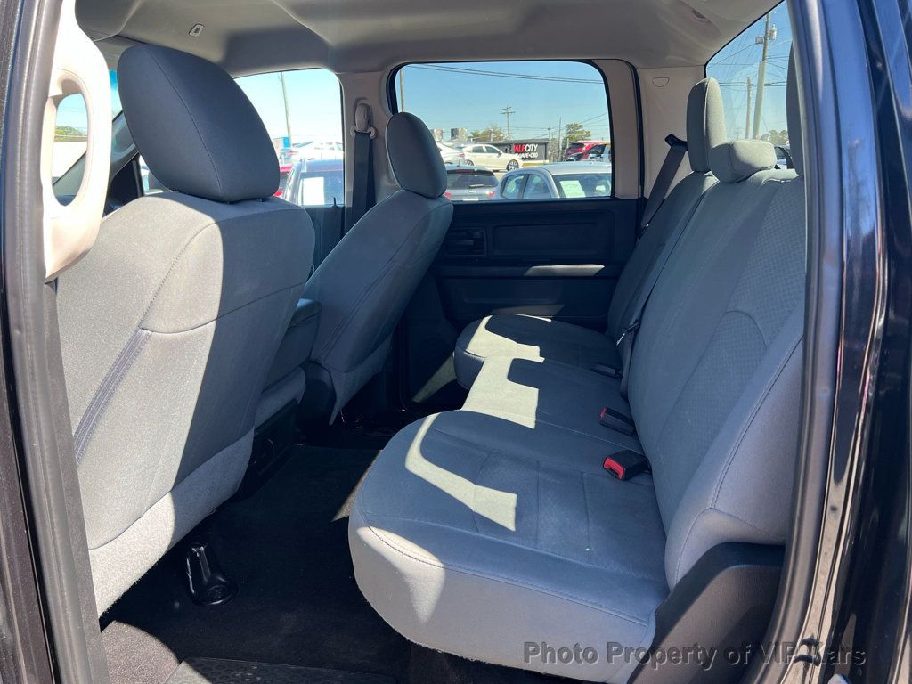 2017 Ram 1500 Express 4x2 Crew Cab 5'7" Box - 22800533 - 15