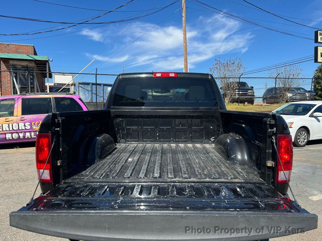 2017 Ram 1500 Express 4x2 Crew Cab 5'7" Box - 22800533 - 5
