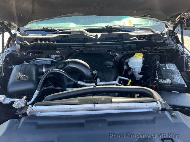 2017 Ram 1500 Express 4x2 Crew Cab 5'7" Box - 22800533 - 7