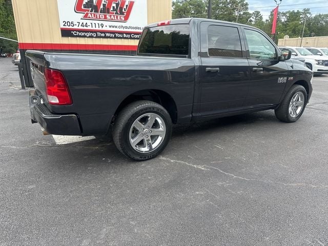 2017 Ram 1500 Express 4x2 Crew Cab 5'7" Box - 22581055 - 2