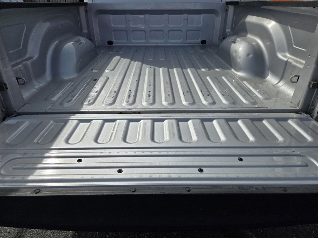 2017 Ram 1500 Express 4x2 Quad Cab 6'4" Box - 22975830 - 9