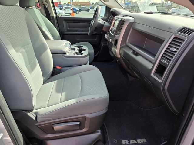 2017 Ram 1500 Express 4x2 Quad Cab 6'4" Box - 22975830 - 11