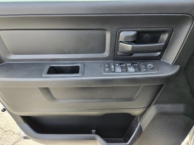 2017 Ram 1500 Express 4x2 Quad Cab 6'4" Box - 22975830 - 13