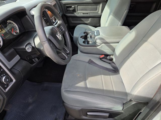 2017 Ram 1500 Express 4x2 Quad Cab 6'4" Box - 22975830 - 6