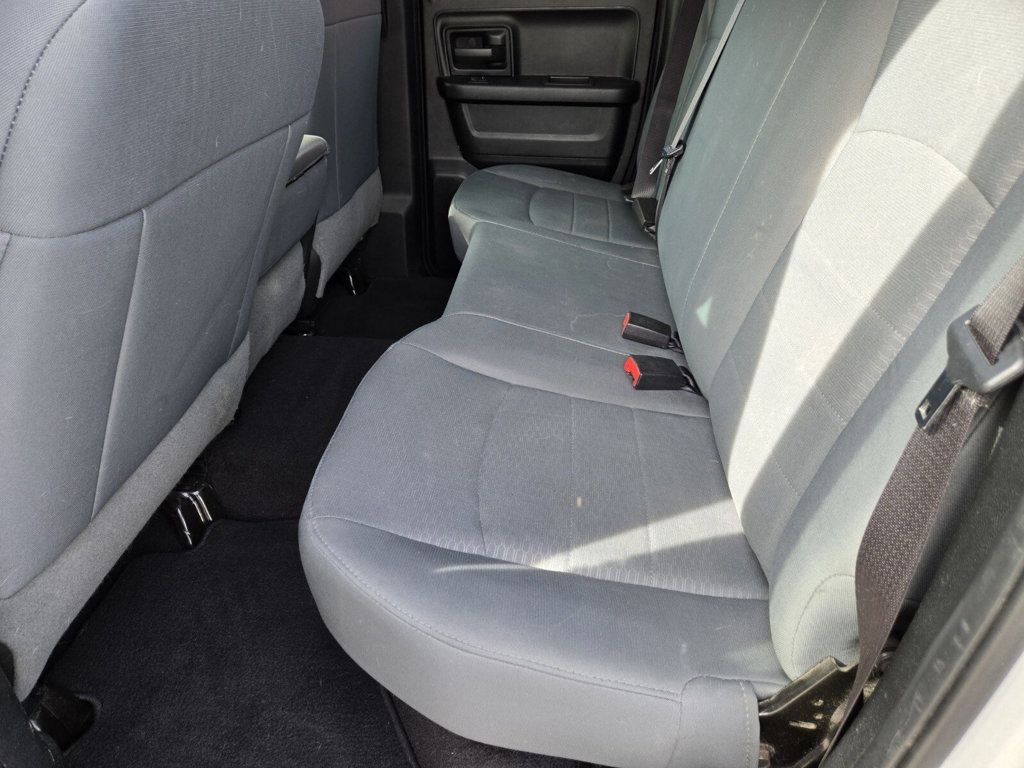 2017 Ram 1500 Express 4x2 Quad Cab 6'4" Box - 22975830 - 7