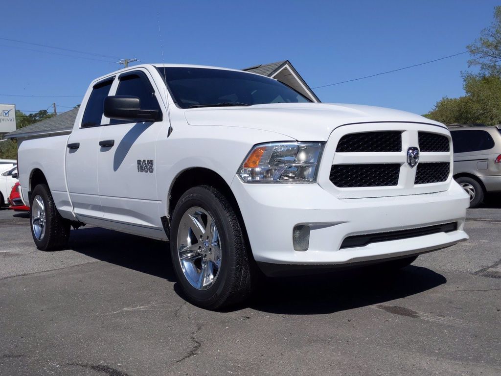 2017 Ram 1500 Express 4x2 Quad Cab 6'4" Box - 21227736 | Video 1