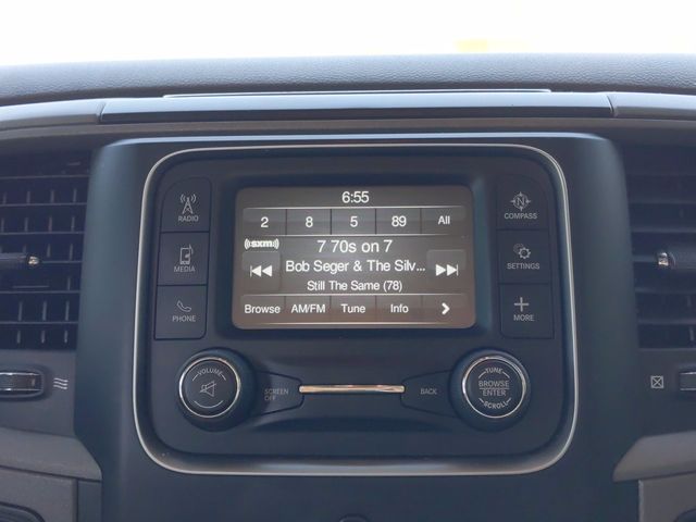 2017 Ram 1500 Express 4x2 Quad Cab 6'4" Box - 21227736 - 16