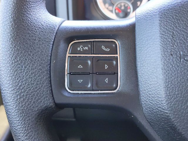 2017 Ram 1500 Express 4x2 Quad Cab 6'4" Box - 21227736 - 23