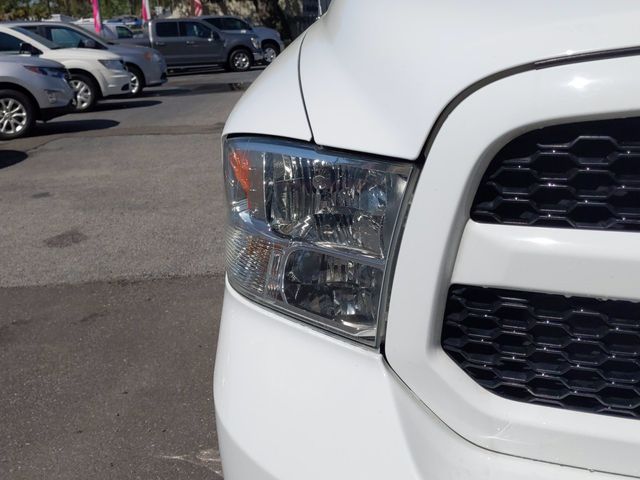 2017 Ram 1500 Express 4x2 Quad Cab 6'4" Box - 21227736 - 8