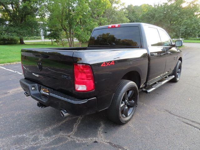 2017 Ram 1500 Express 4x4 Crew Cab 5'7" Box - 23079158 - 16